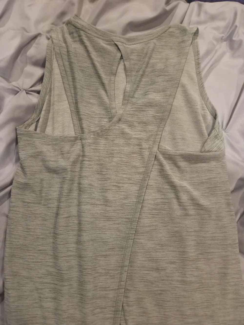 Old Navy Active Heathered Sage Performance Tank
